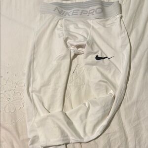 Nike White 3/4 tights Performance Fabric